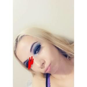 Meet your Posher, Abby